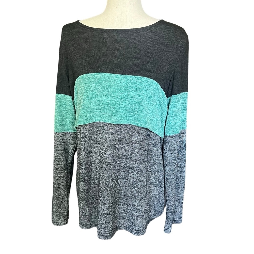 Bearsland Nursing Colorblock XL Long Sleeve Top in Teal and Charcoal